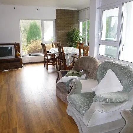 Applehostel *